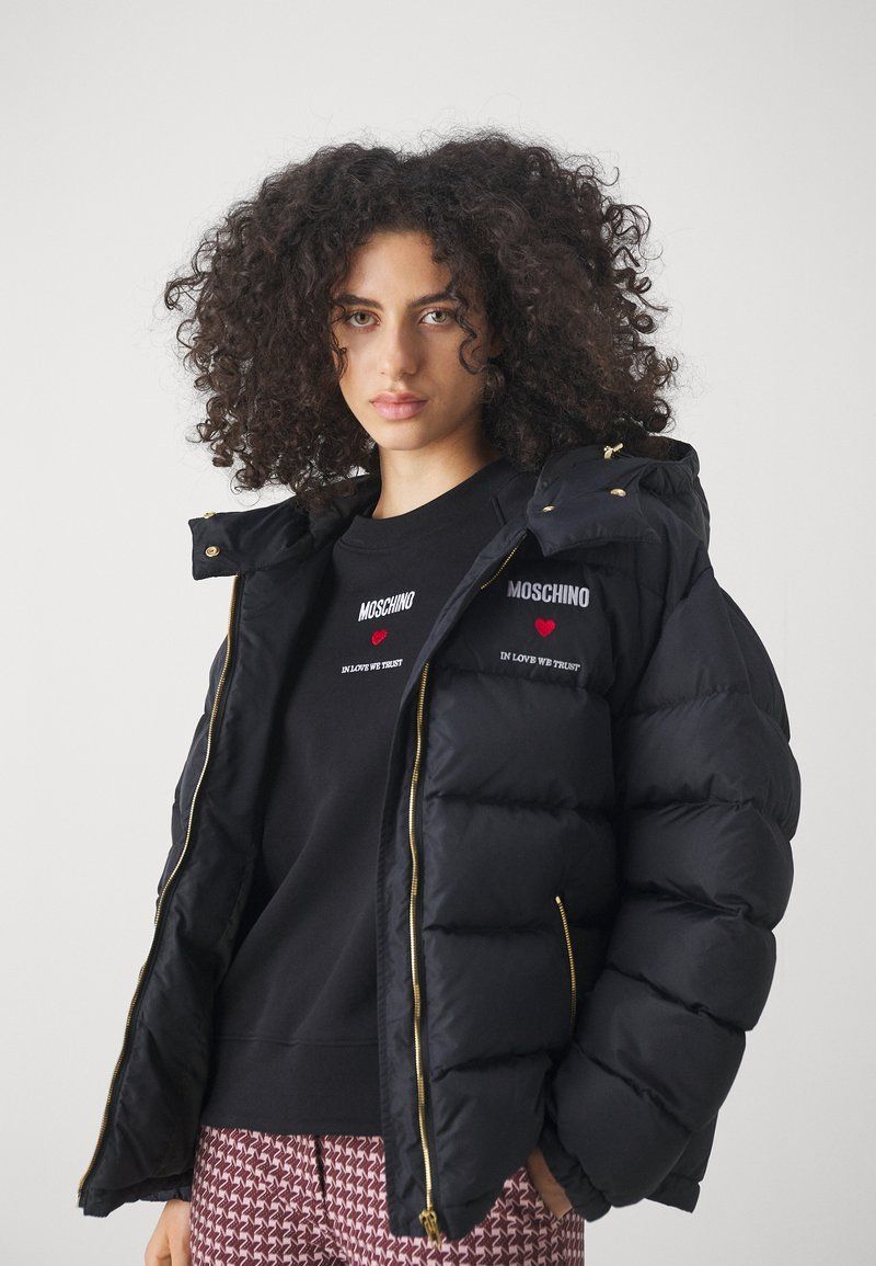 Moschino Giacche: Moschino Winterjacke COUTURE! – Usato da Amriswil venduto da maggie013 3