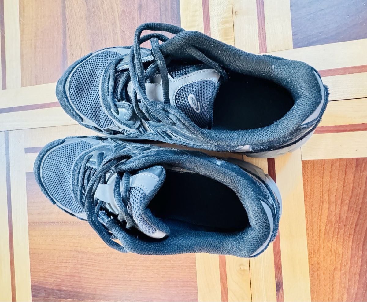Asics Herrenschuhe: Asics Gel NYC Grösse 39 – Gebraucht aus Zürich von jazzlowa 1