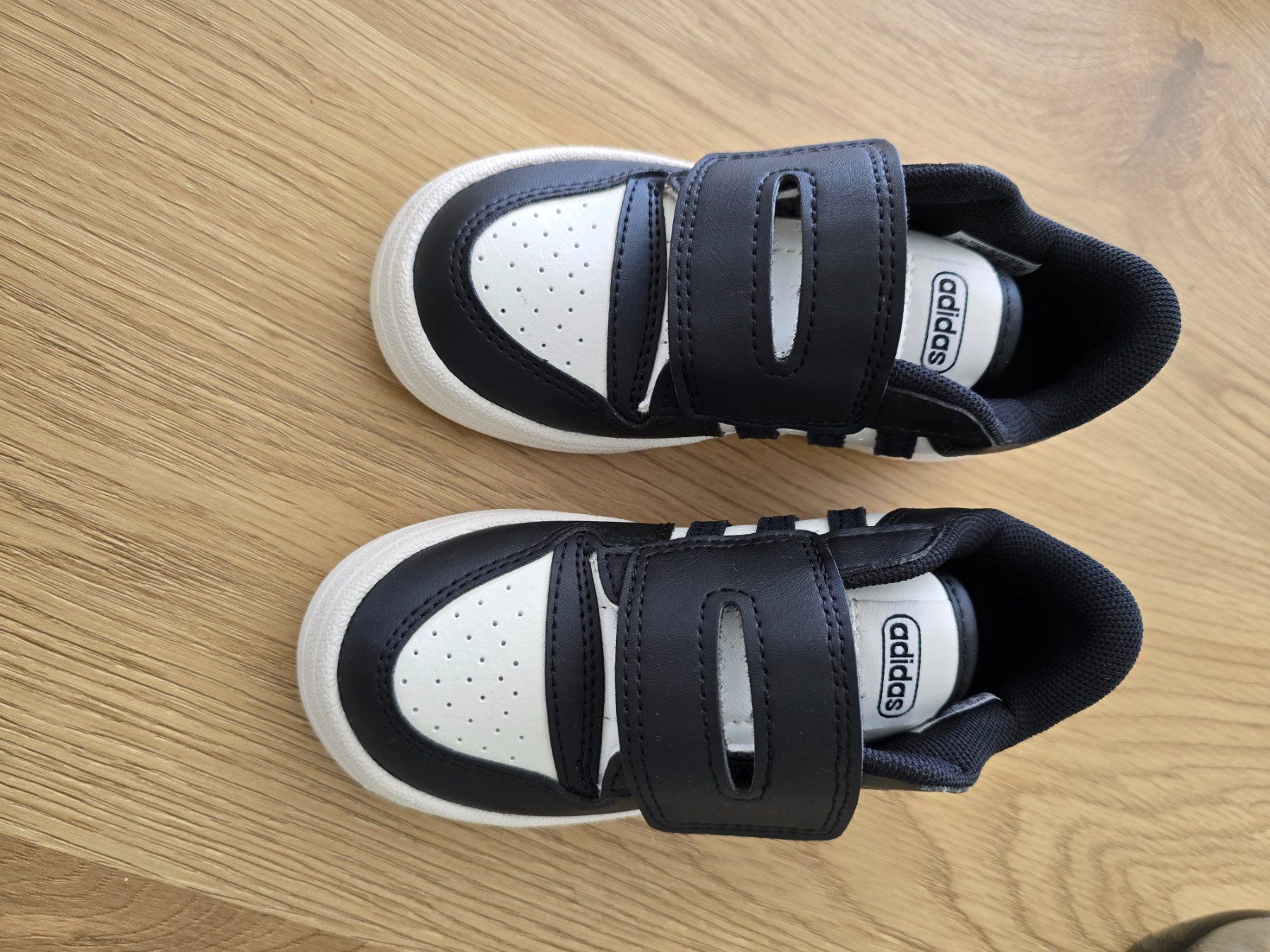 Adidas Scarpe per ragazzi: Adidas Schuhe Neu! GR 27 – Nuovo e nell'imballaggio originale da Uetendorf venduto da baumstamm3