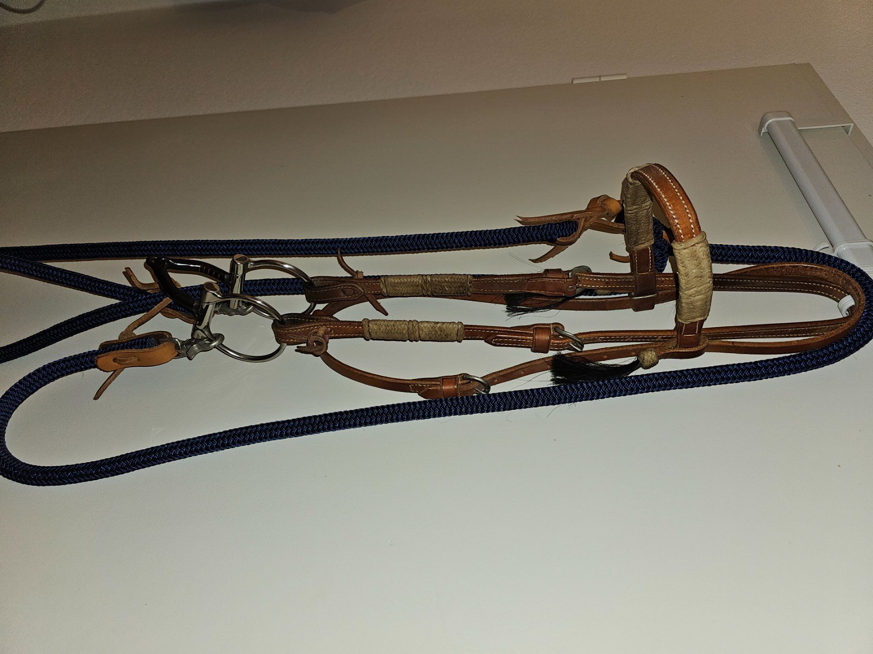 Briglie & Cavezze: Western Zaumzeug mit Sporen – Usato da Kaufdorf venduto da Sj1 3