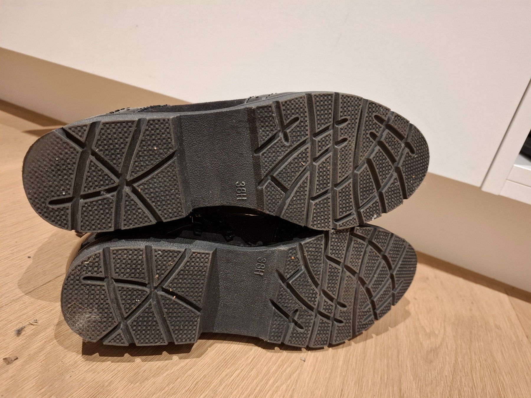 Scarpe da donna: Stifeletten – Usato da Wiesendangen venduto da Lava4 2