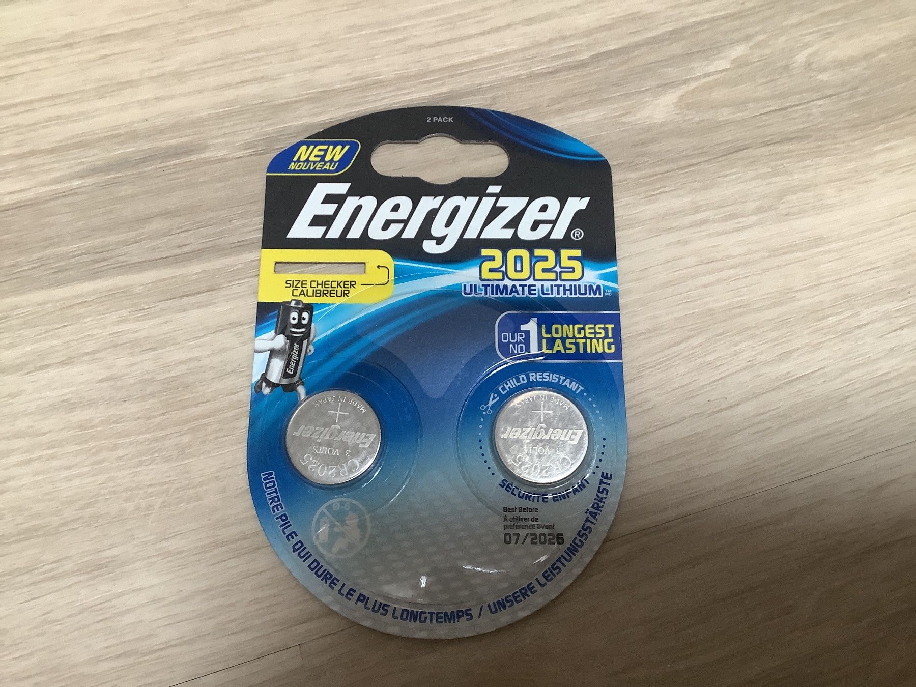 Energizer Caricatori & Batterie: Energizer CR2025 Ultimate Lithium Battery incl. A-Post – Usato da Fürigen venduto da Swissmini