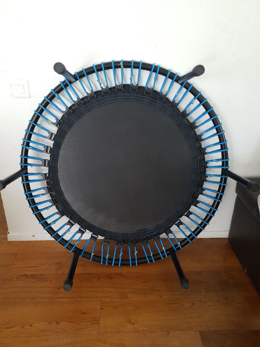 Bellicon Trampolines: Bellicon 80 cm, blau/schwarz – D'occasion à Uster par Kummer6 2
