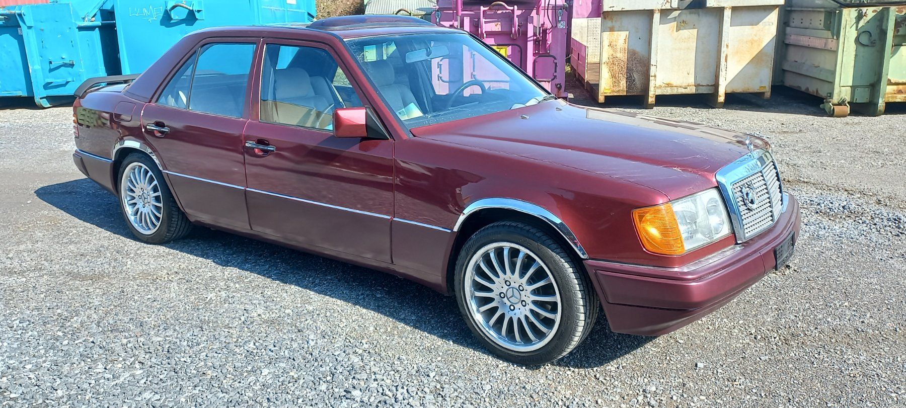 Mercedes-Benz Autos: Mercedes-Benz 200 E Youngtimer Top-Zustand – Gebraucht aus Walzenhausen von hei_kv2g 3