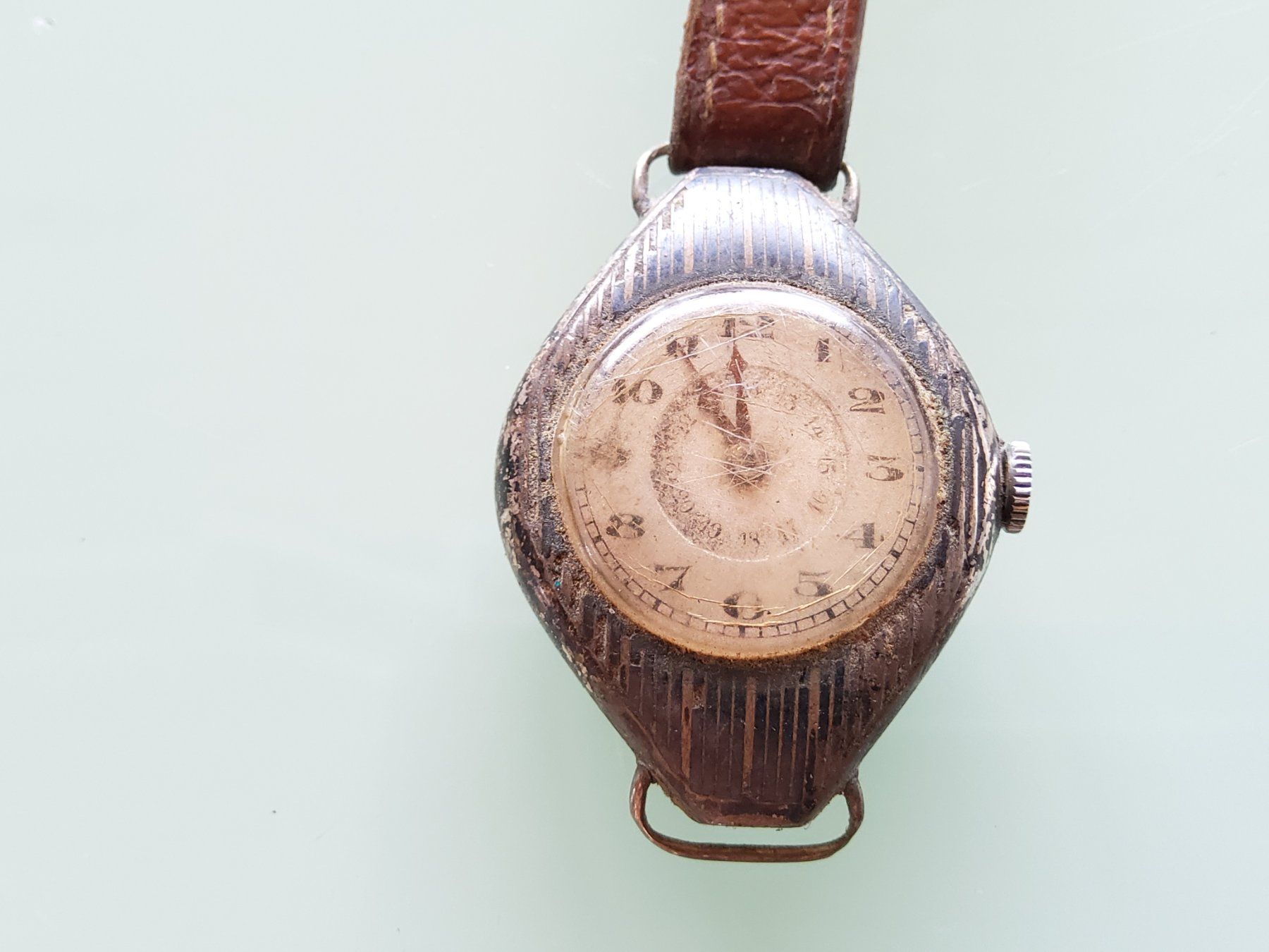 Montres: Montre bracelet ancienne mécanique  – D'occasion à Malleray par Broc-Mo 1