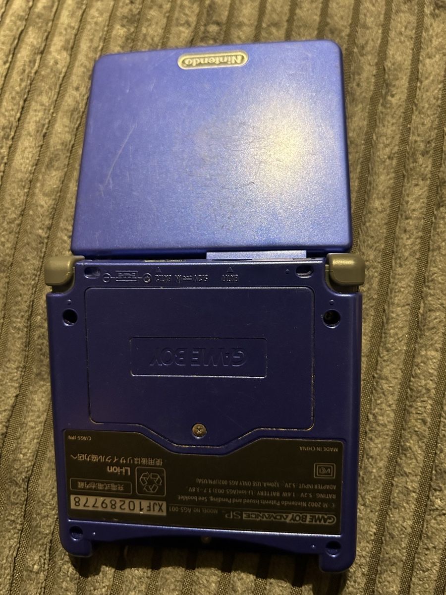 Nintendo Konsolen: Game Boy Advance SP – Gebraucht aus Burgdorf von turisas55 2