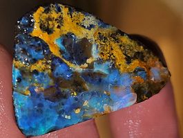 Australischer Boulderopal Rohstein
