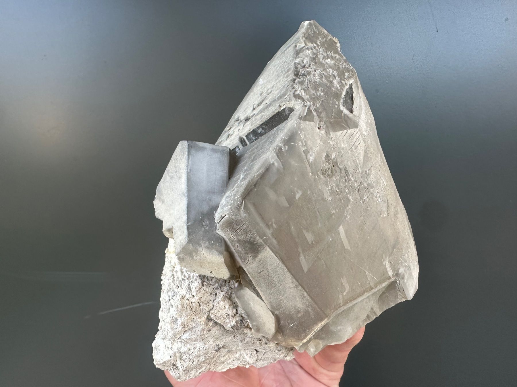 Minerali & Pietre curative: Calcit Kristallhöhle Kobelwald – Usato da Oberuzwil venduto da Crystall0
