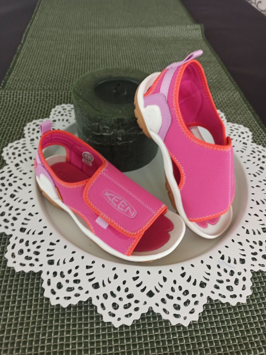 Keen Scarpe per ragazzi: Keen Knotch River OT Magenta 30 – Nuovo e nell'imballaggio originale da Kappel SO venduto da Flo25
