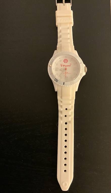 Montres: Shell V-Power Armbanduhr weiss – D'occasion à Weinfelden par bea_2ln5 1