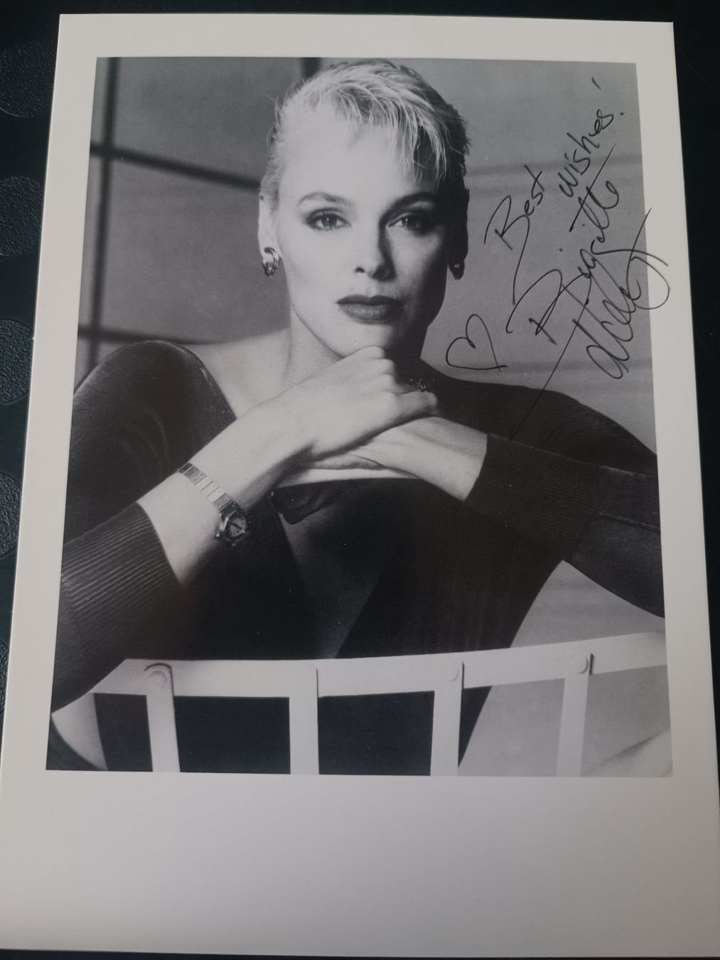 Autografi: Brigitte Nielsen - original Autogrammkarte - 13x18cm – Usato da Menziken venduto da Artographs