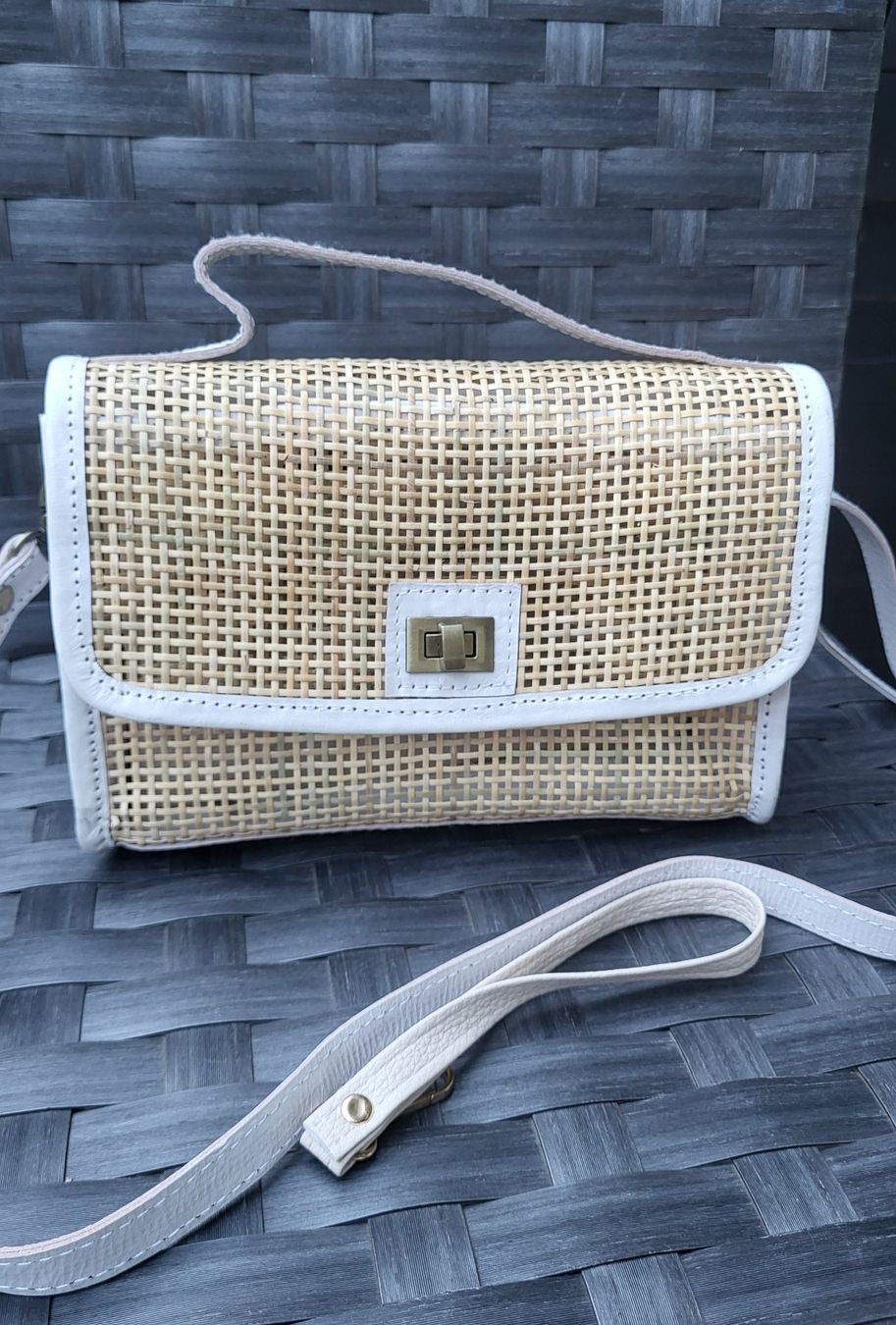 Borse da donna: Sac  en rotin – Nuovo e nell'imballaggio originale da Fribourg venduto da VictoriaShop7 5
