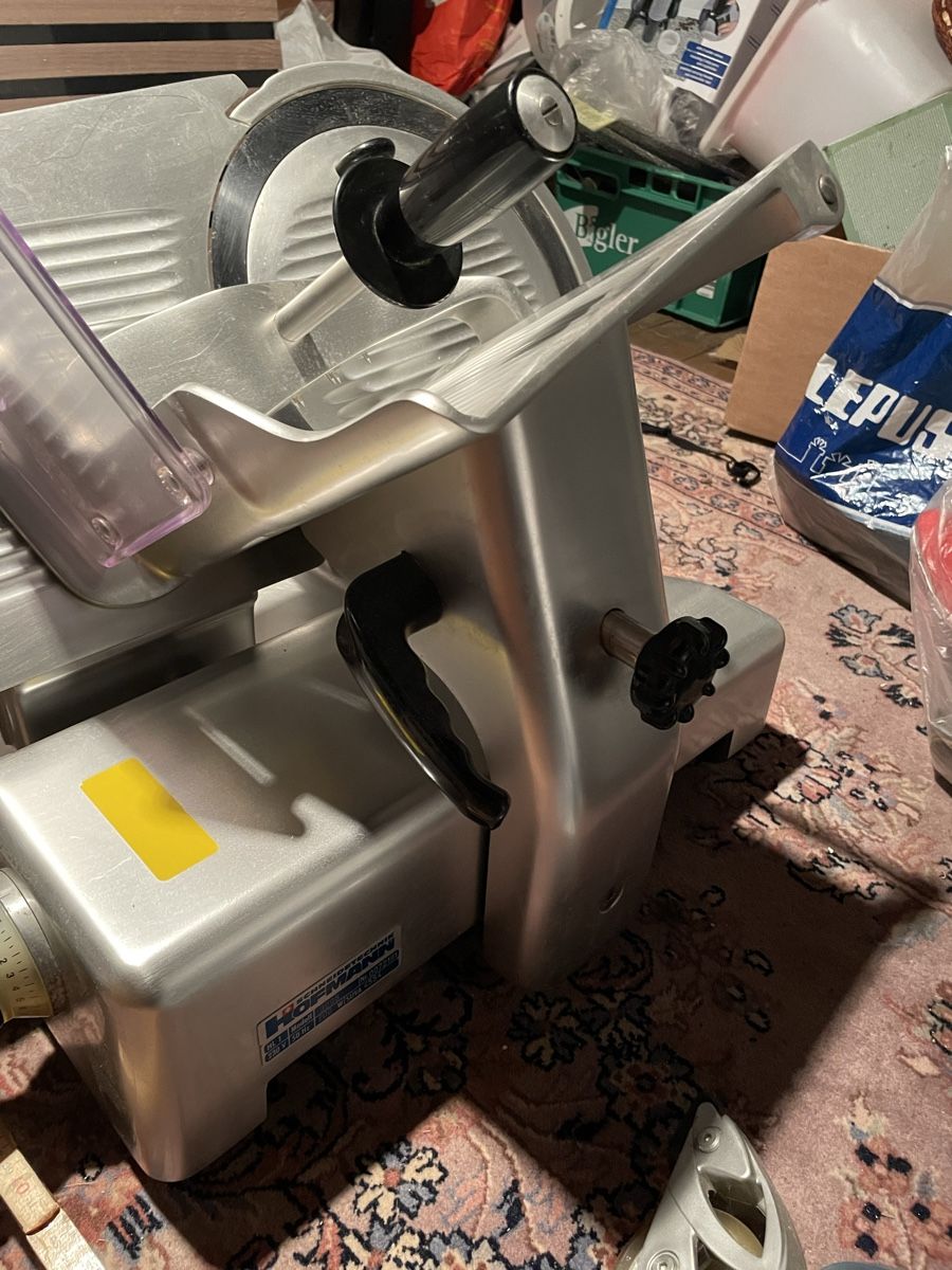 Appareils de cuisine: Aufschnittmaschine – D'occasion à Niederbipp par Baca3 2