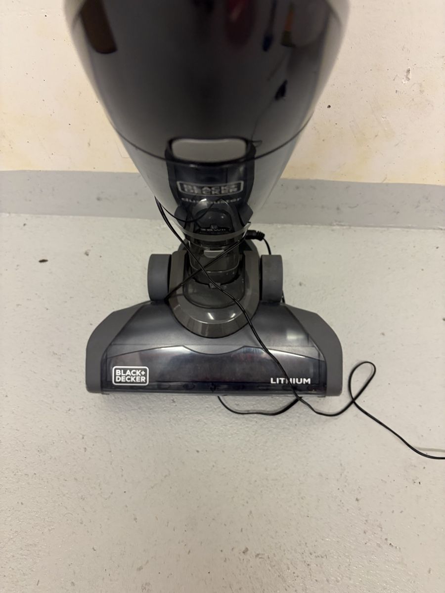 Aspirapolveri & Accessori: Staubsauger Black+Decker 2in1  – Usato da Sevelen venduto da sarah_selina 1