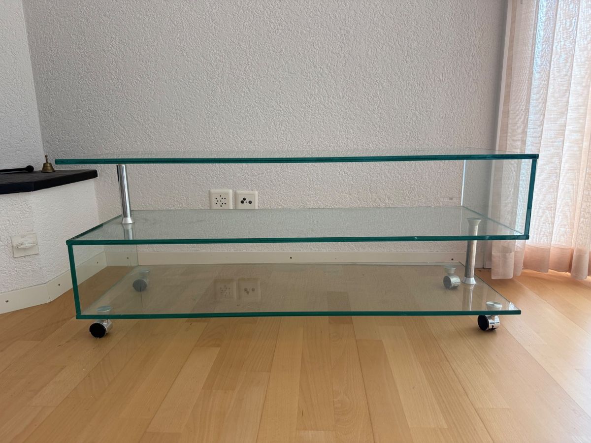Meubles TV: Glas TV-Möbel – D'occasion à Bellmund par Nicooo03
