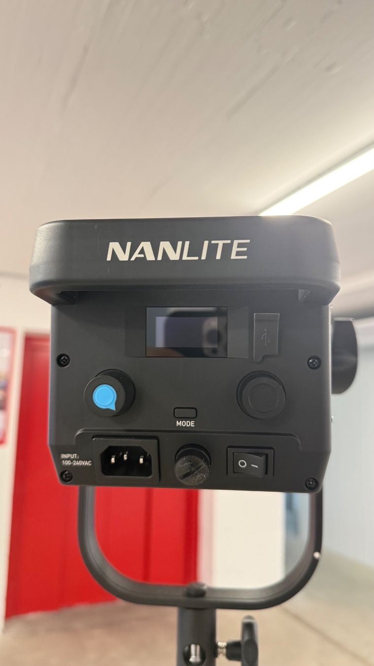 Lampade: Nanlite FS-300C – Usato da Zürich venduto da guille.arg 3