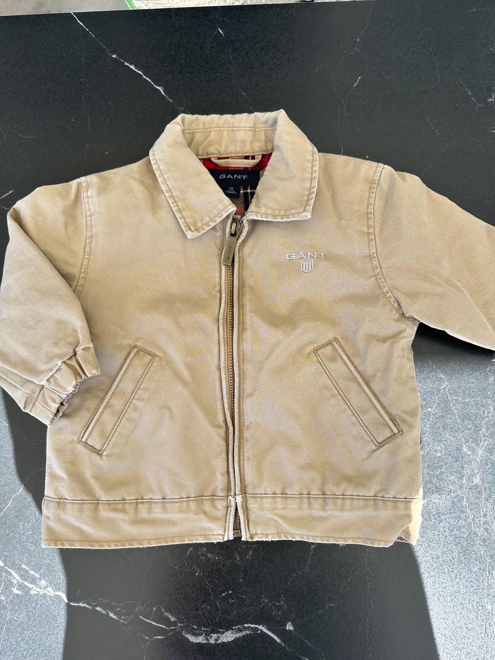 Gant Jacken & Mäntel: GANT Jacket, Size 74, Beige – Gebraucht aus Kloten von gab_jl5l