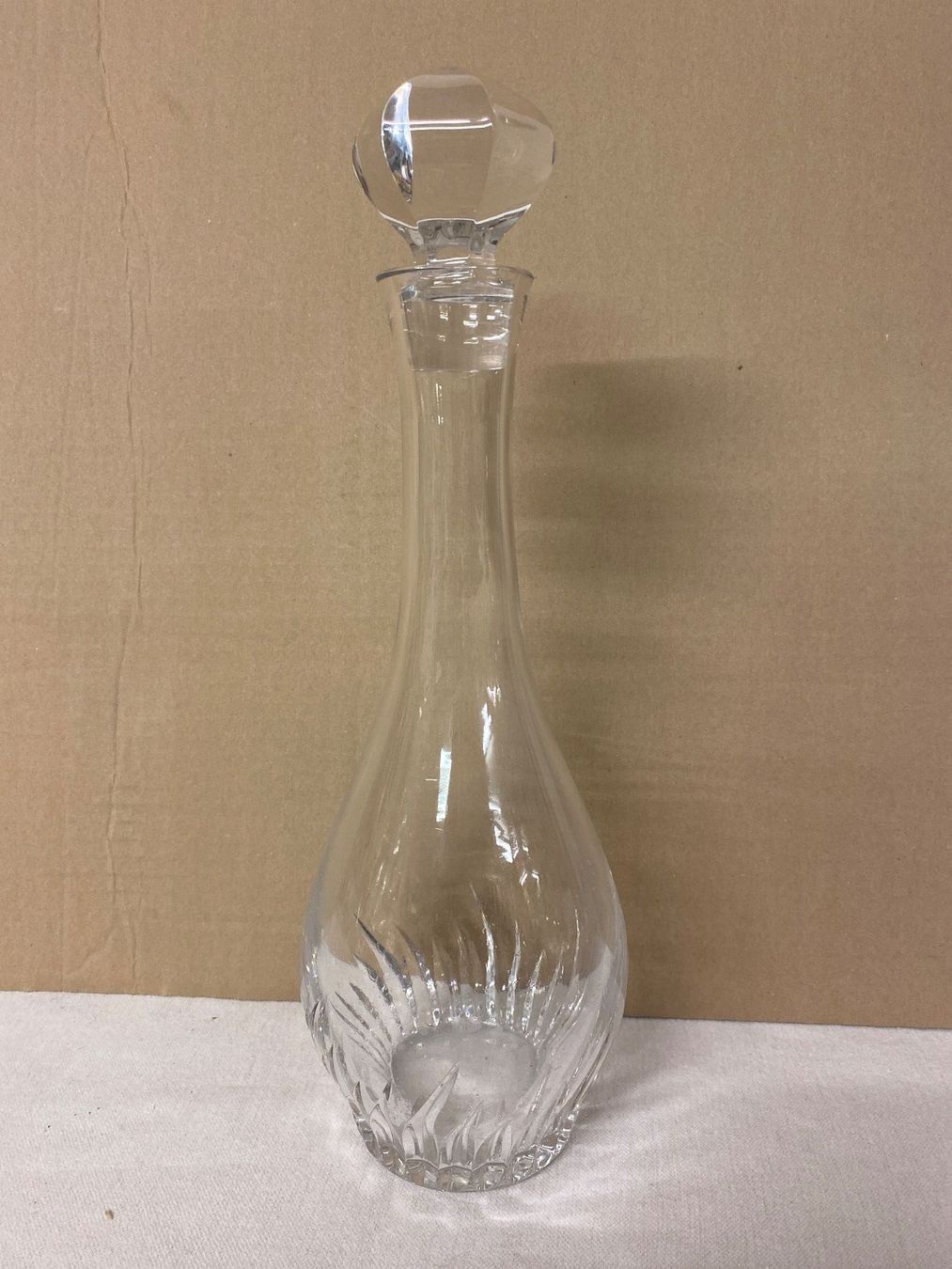 Karaffen: Elegante Glas Karaffe mit Stopfen - Zeitloses Design! – Gebraucht aus sursee von trilli-tralli 3