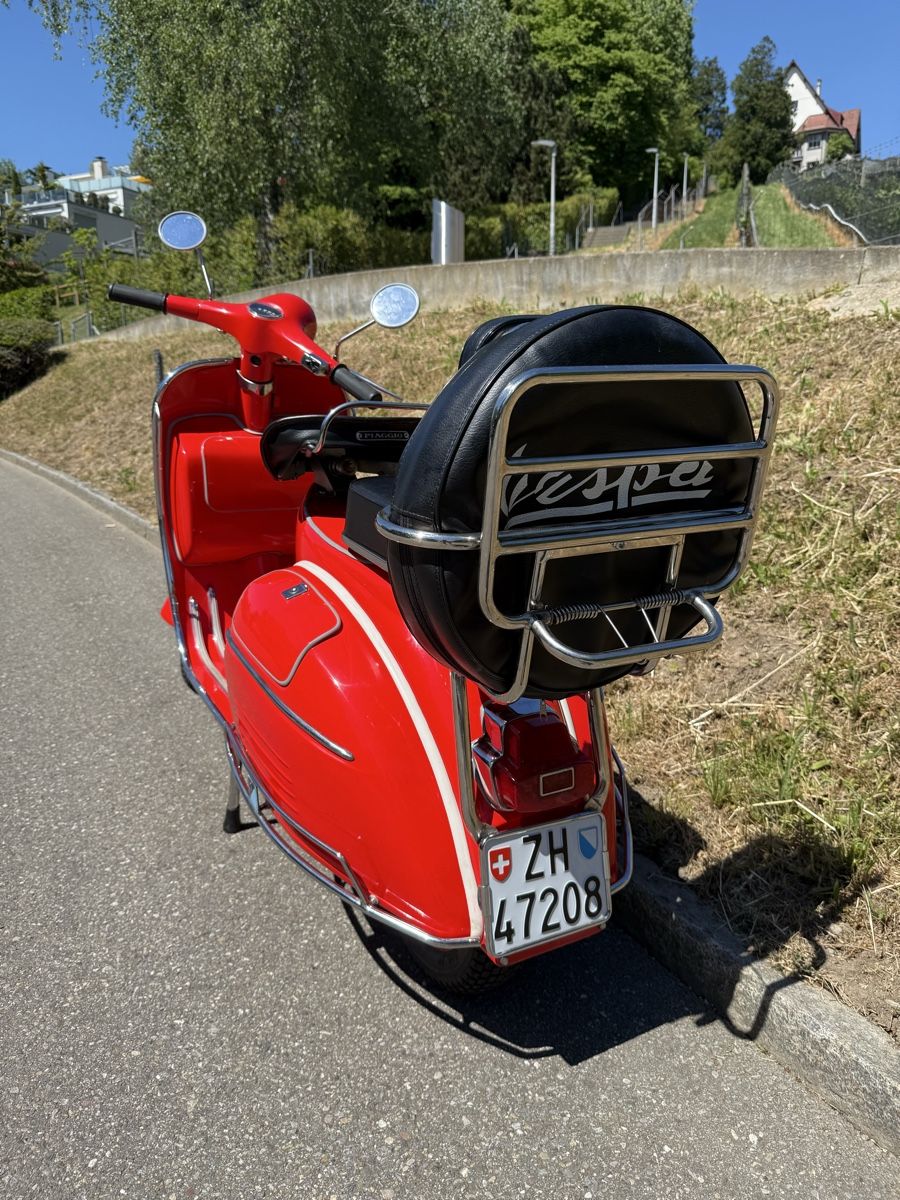 Piaggio Altro: Komplett restaurierte, wunderschöne 125er Vespa 1966 – Usato da Oberengstringen venduto da mk2_tcy7 2