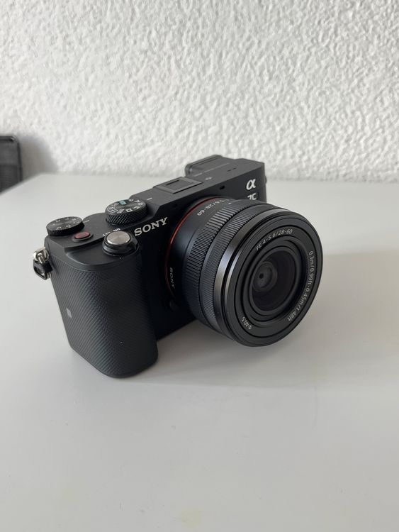 Sony Alpha 7c mit 28-60 Kitobjektiv - Superkompakt! | Kaufen auf Ricardo
