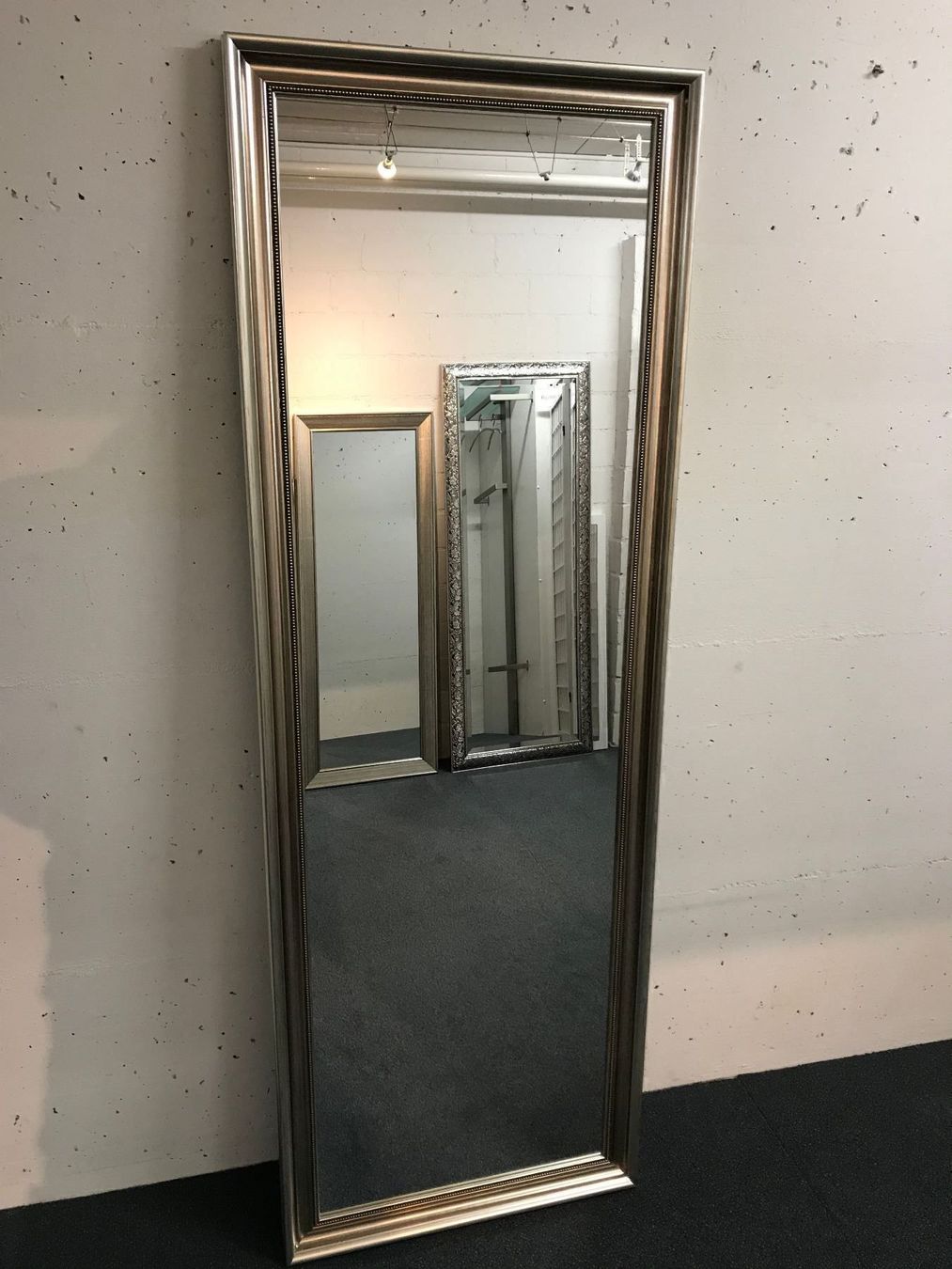 Spiegel: Spiegel PRIA Rahmen silber 65 x 185 cm – Neu und originalverpackt aus Unterentfelden von moebelrufli