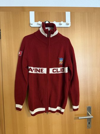 Alpine Club Strickjacke rot mit Reissverschluss Schweiz