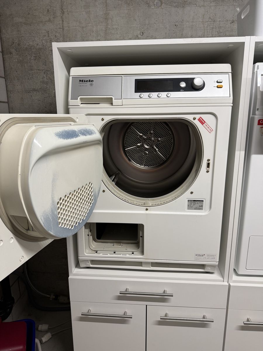 Miele Asciugatrici: Miele Trockner T 9820 CS – Usato da Winkel venduto da Hafula 1