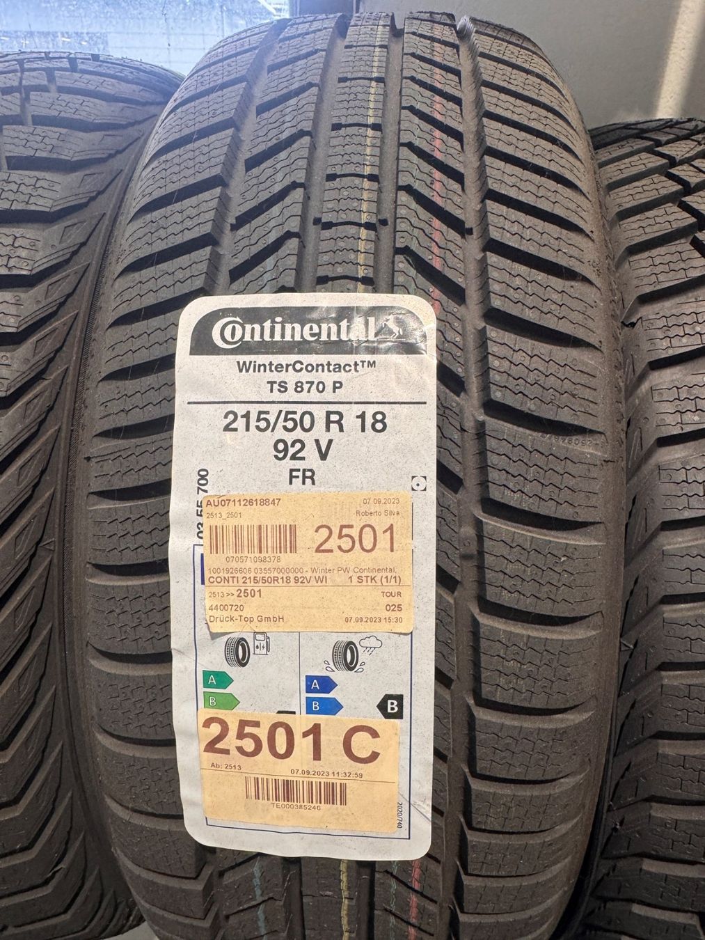 Kumho Pneumatici & Ruote complete: 215/50R18 Continental – Nuovo e nell'imballaggio originale da Schwerzenbach venduto da PascalHegglin