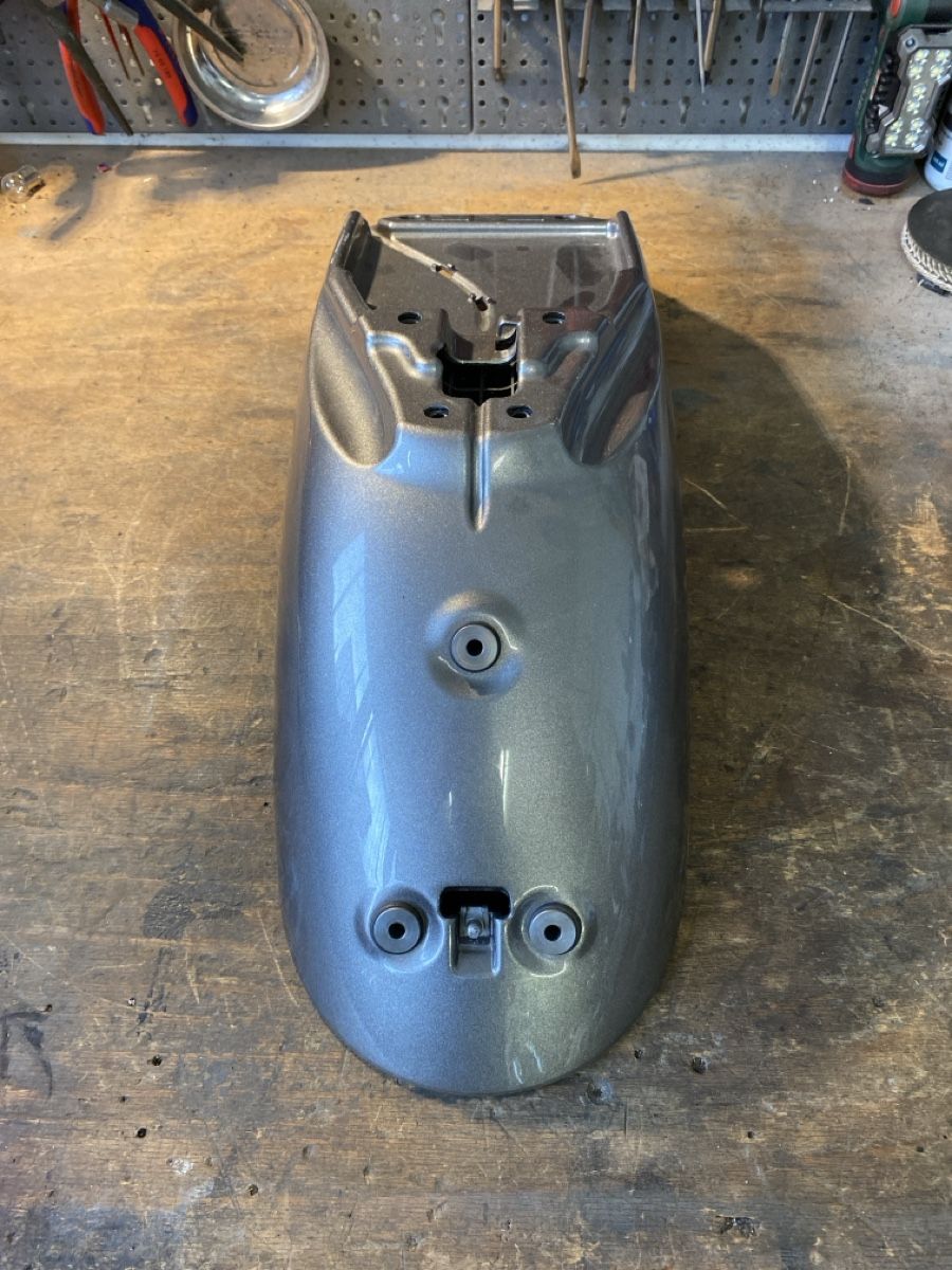 Triumph Toutes les pièces détachées moto: Triumph Heckfender – D'occasion à Zürich par alt-eisen 1