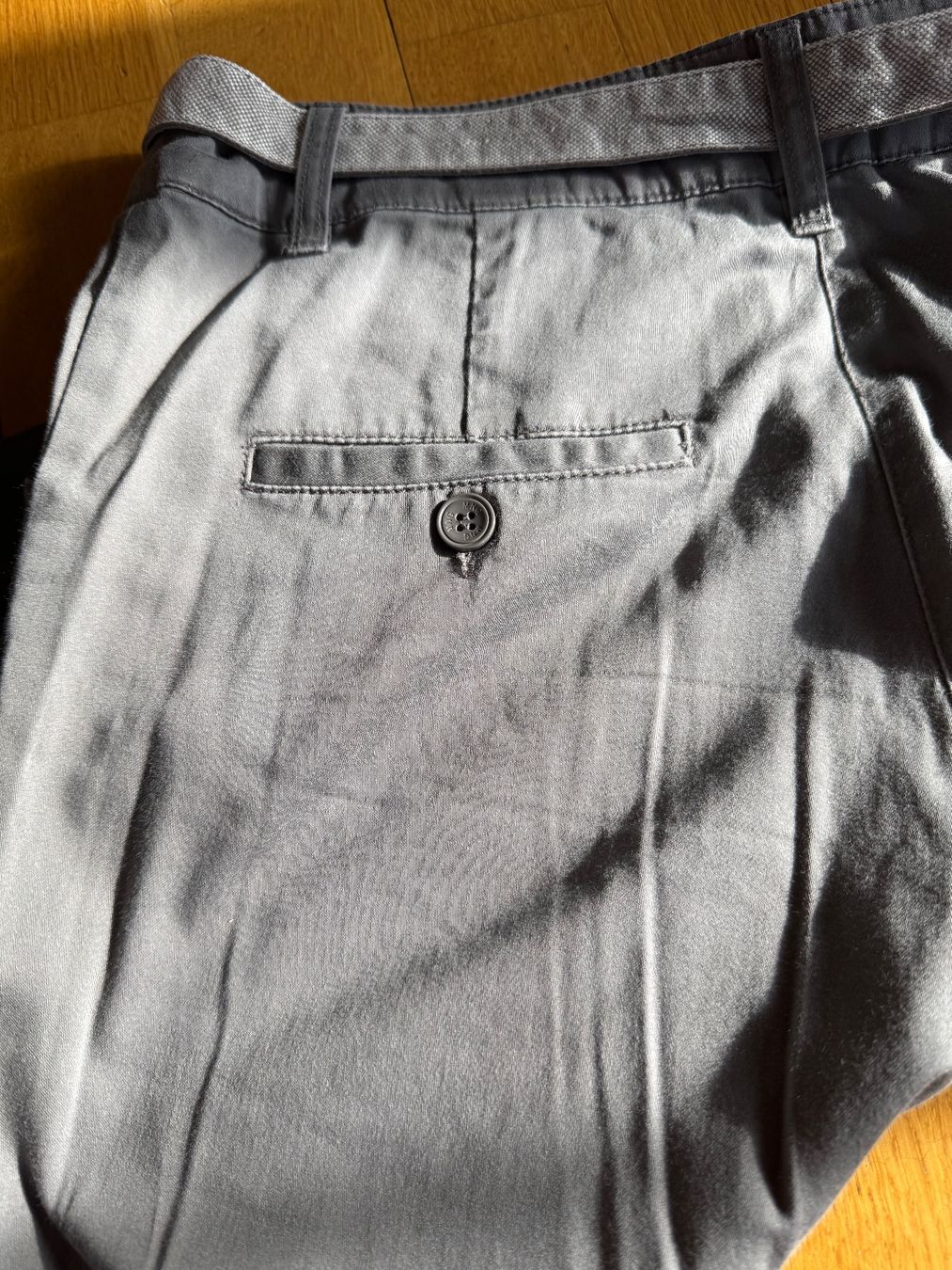 Zara Pantaloni: Elegante graue Stoffhose Gr. 34 – Usato da Schöfflisdorf venduto da sonjastarfish 2
