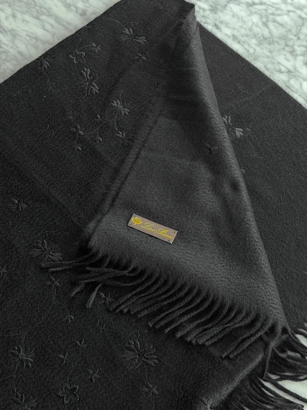 Loro Piana Foulards, Tücher & Schals: Loro Piana Kaschmir Schal – Gebraucht aus Baden von GregK02 5