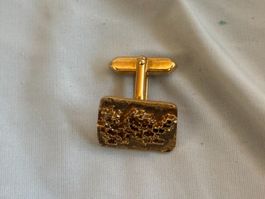 Manschettenknopf goldfarben strukturiert