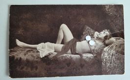 Akt, erotische Vintage-Postkarte, Pariser-Salon, Rarität