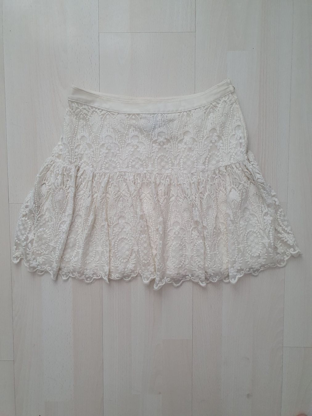 H&M Gonne: Hellbeiger Spitzenrock Gr XS – Usato da Münsingen venduto da BlackTears-3