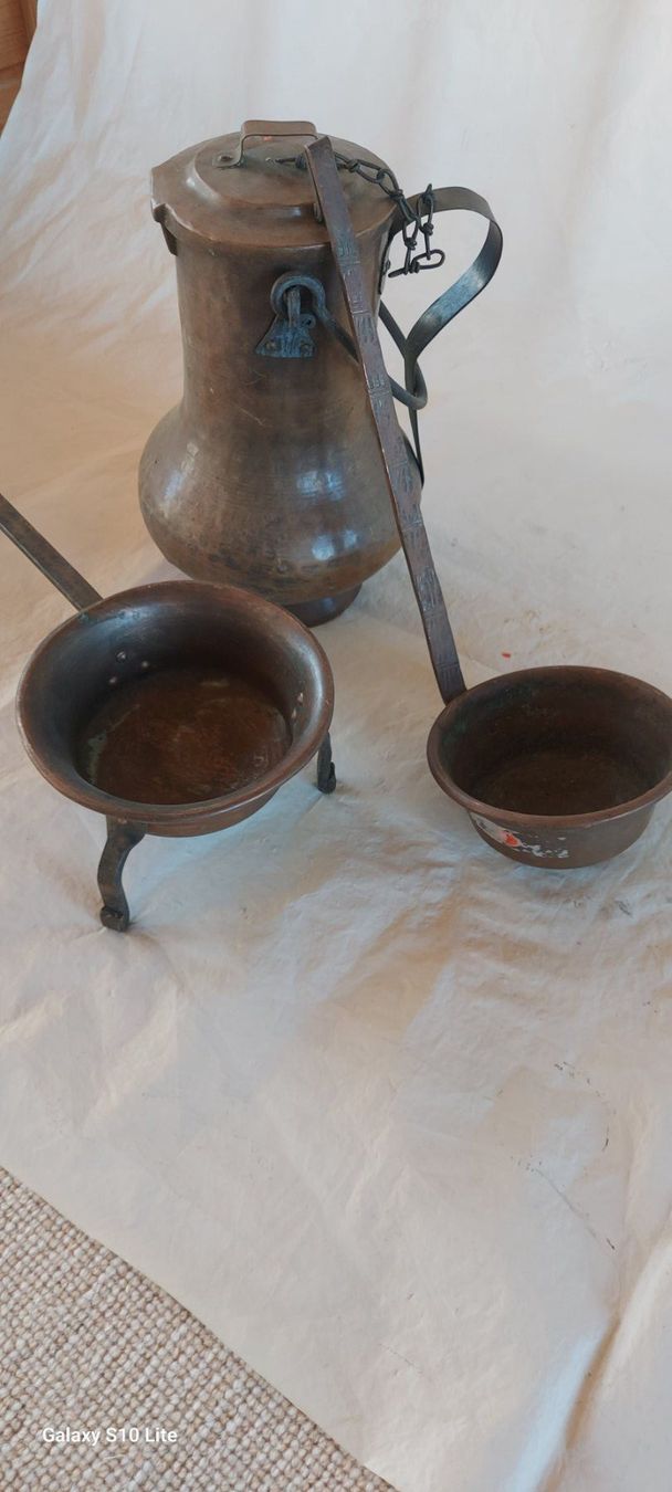 Cucchiai: Kupfer Krug mit Schöpflöffel Antik – Usato da Riken AG venduto da ebufix