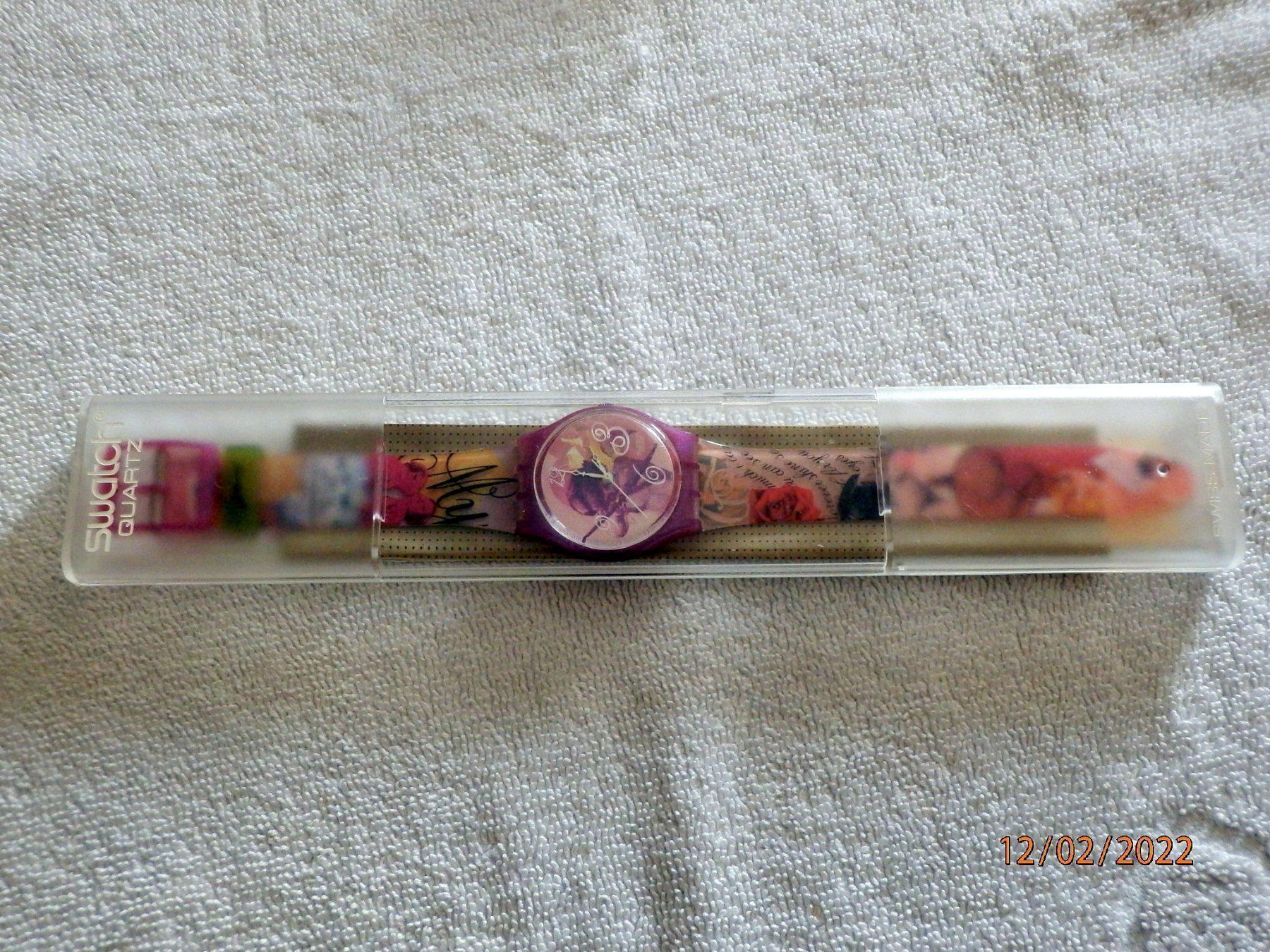 Swatch Orologi: Swatch 1994, For You Heart Only, GR 127 – Usato da Ueberstorf venduto da dinbau 5