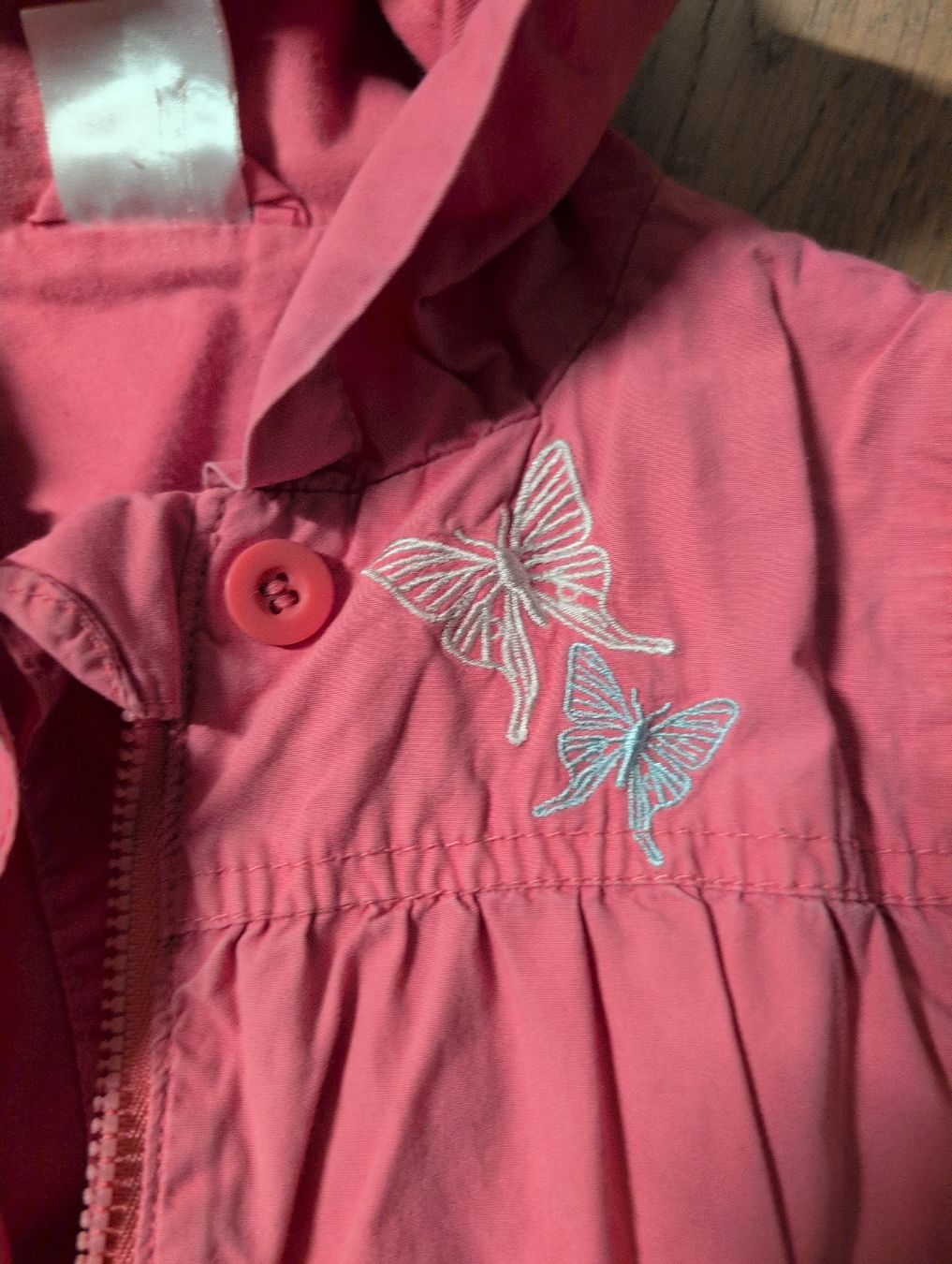 Jacken & Mäntel: Mädchen Übergangsjacke, rosa, Schmetterling, Gr. 80 – Gebraucht aus Uster von Mooreas 1