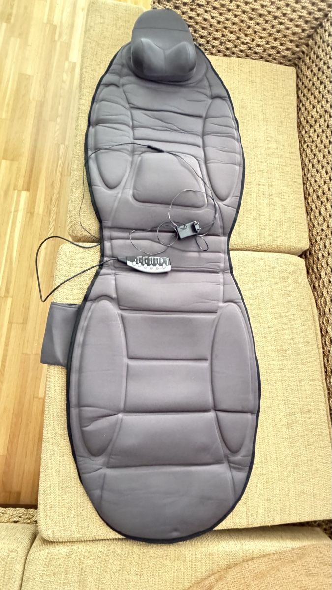 Dispositivi per massaggi: Carrera Massage Sitzauflage mit Nackenrolle Grau – Usato da Herisau venduto da Camelia01 1