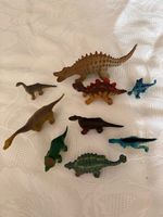 Lot de 9 dinosaures en plastique lavés