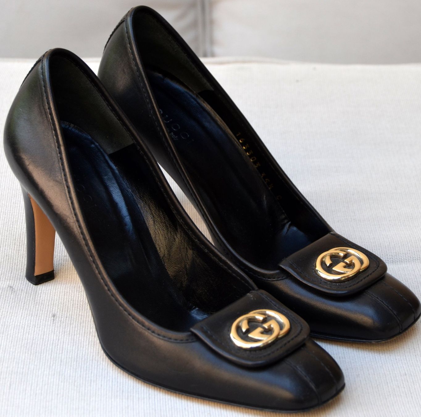 Gucci Scarpe da donna: Gucci Pumps 35,5C – Usato da Collonges venduto da Allegree