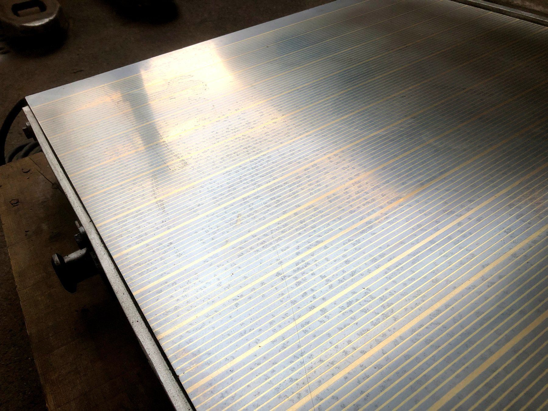 Tutti gli attrezzi: Magnetspannplatte Braillon 1000x600mm – Usato da Laufenburg venduto da Sirluger 4