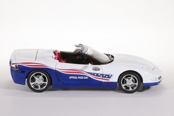 Chevrolet Modellini d'auto: Chevrolet Corvette C5 Cabriolet 1998-2004 "Pace Car – Nuovo e nell'imballaggio originale da Gerlafingen venduto da espero88 2