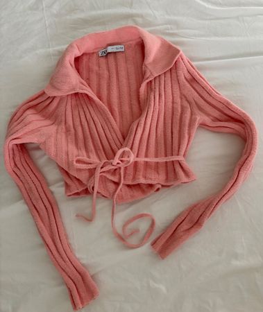 Cardigan Crop Zara rosa con lacci taglia S