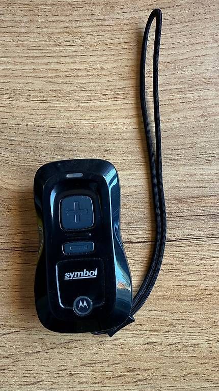 Zebra Scanner: Drahtloser Barcode Scanner Symbol CS3070 – Usato da Rubigen venduto da dreamgirl