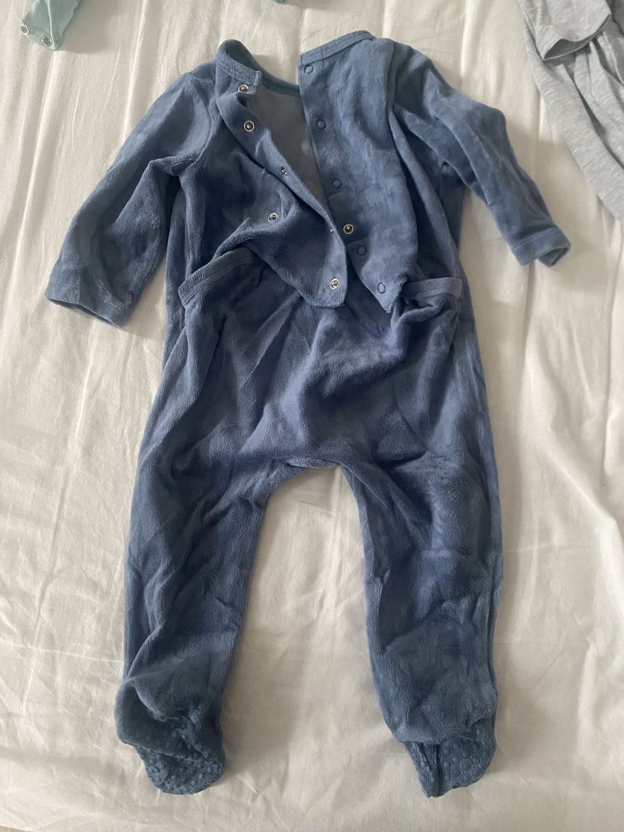 Pyjamas & Ähnliches: Pyjama bébé TEX Basic bleu avec inscription taille 12 mois – Gebraucht aus Lausanne von bab_s576 2