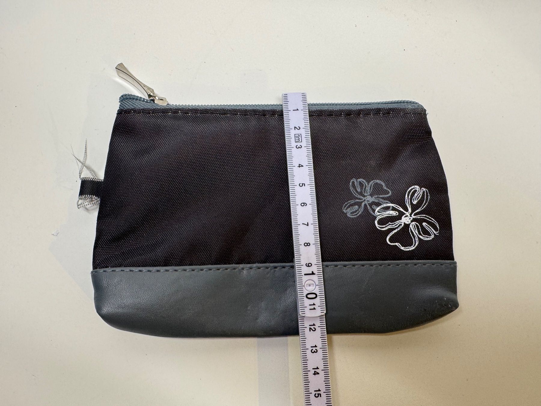 Borse da donna: Kleine Tasche – Usato da Grosswangen venduto da shoes.bags.and.co 2