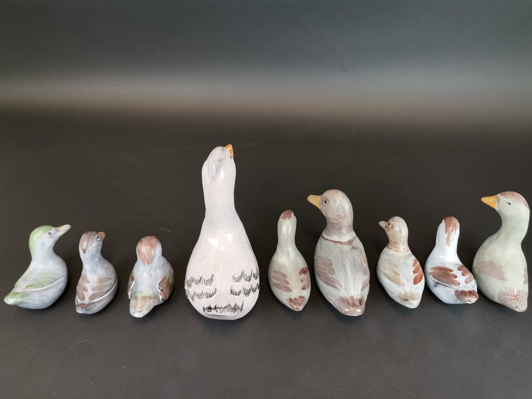Statuette: DEKOFIGUREN 9 Enten aus Keramik – Usato da Schaffhausen venduto da Restwert_SH 3
