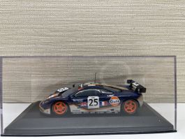 McLaren F1 GTR Minichamps Gulf 1:43 Modellauto Sammler OVP