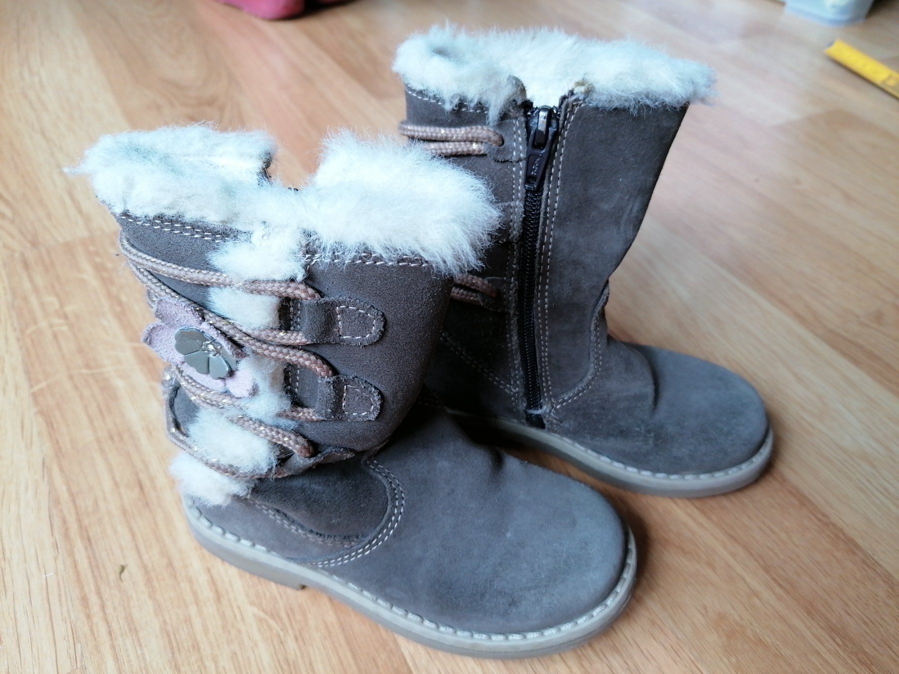 Scarpe per ragazze: Stiefel gr 24/25 – Usato da Büttikon AG venduto da Amineah