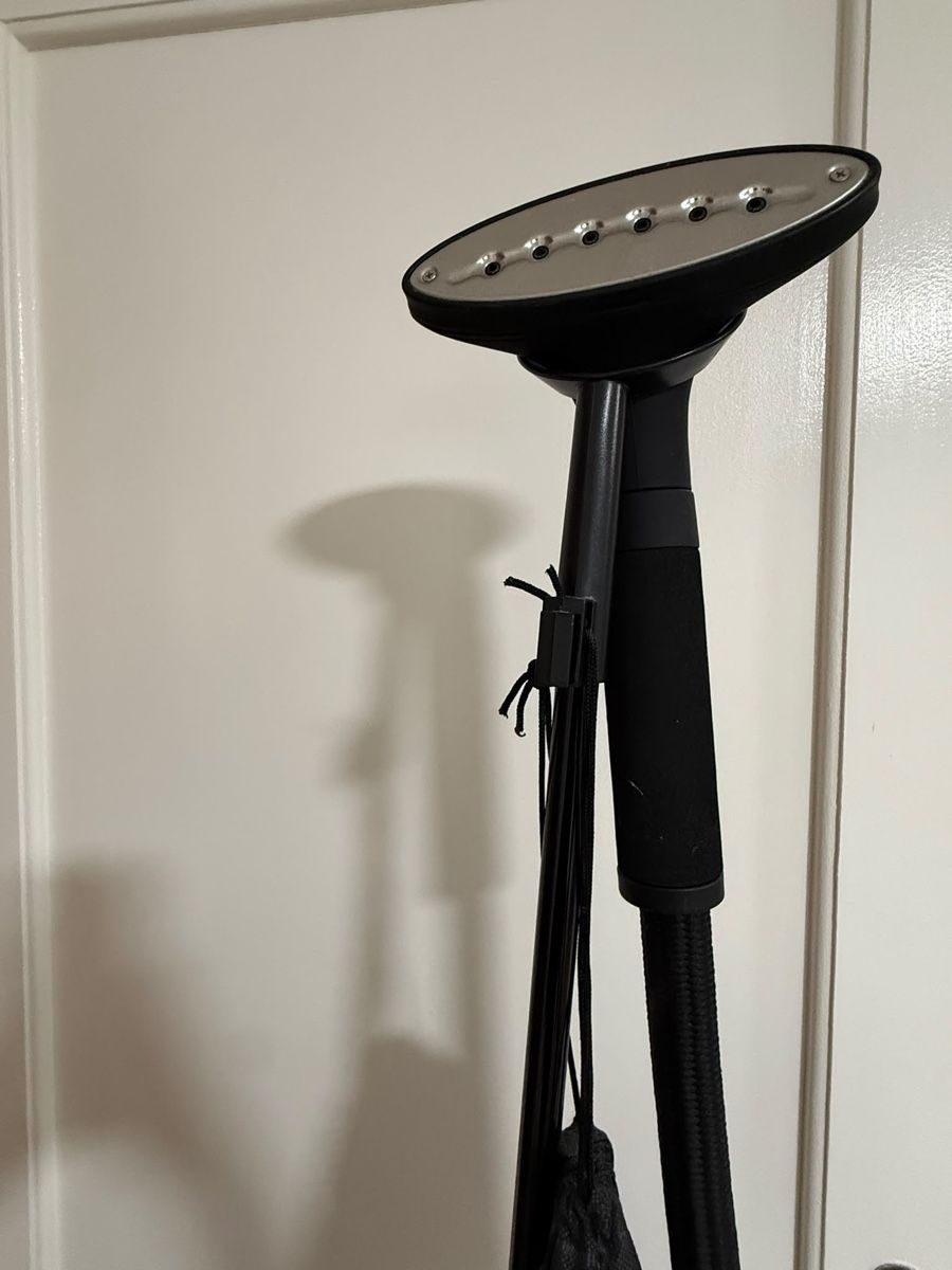 Bügeleisen: SteamOne Steamer Garment Care Black – Gebraucht aus Lausanne von musk-77 4